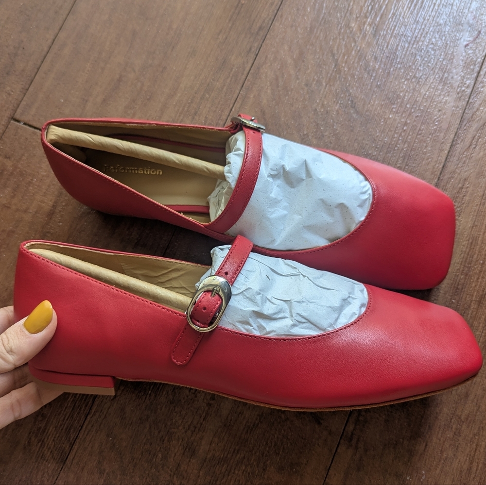 Reformation Melissa Mary Jane Flat in color Scarlet